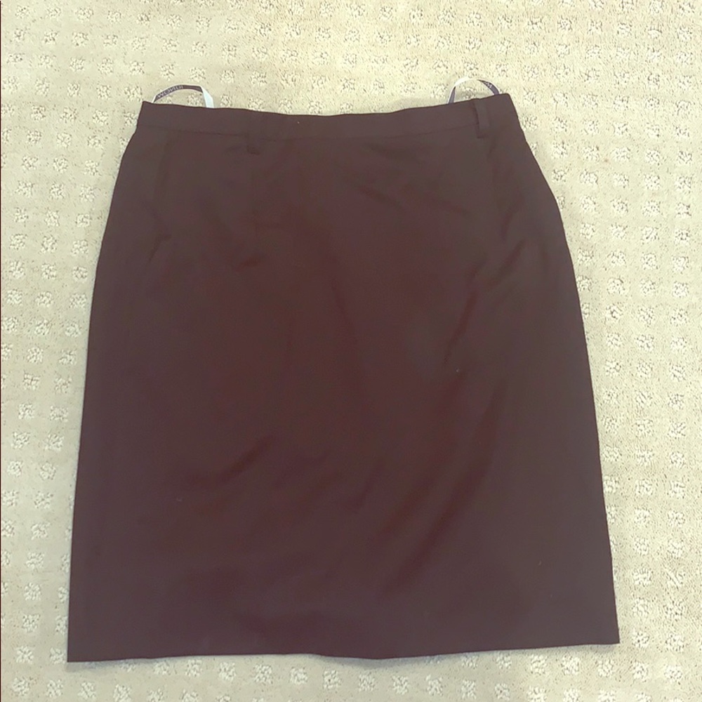 Mondi black skirt size 33
